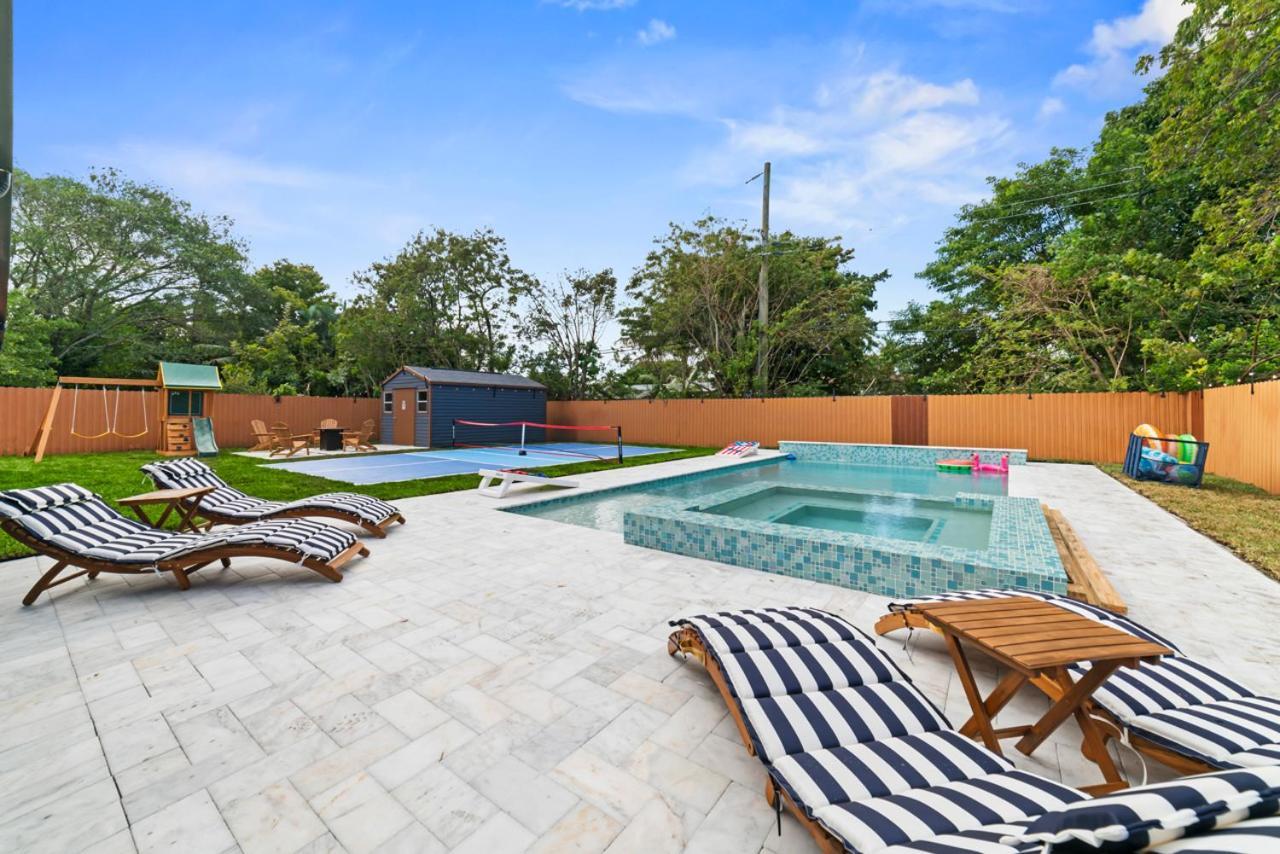 Luxury Getaway With Retreat Heated Pool And Jacuzzi L31 Villa Miami Exterior photo